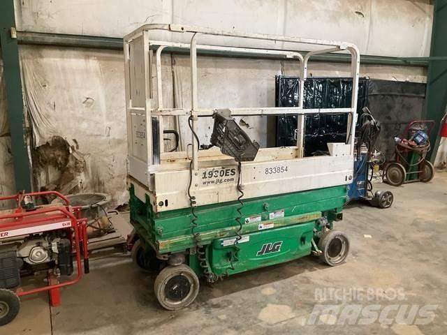 JLG 1930ES 가위형 리프트
