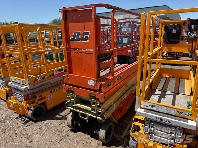 JLG 1930ES 가위형 리프트