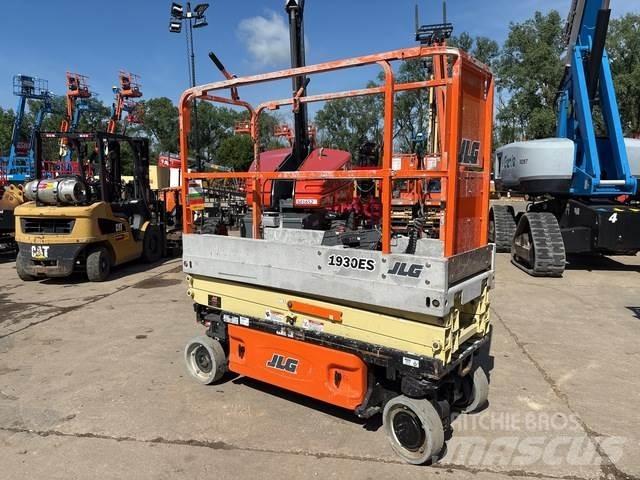 JLG 1930ES 가위형 리프트