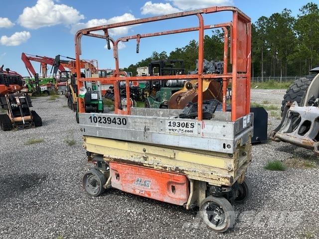 JLG 1930ES 가위형 리프트