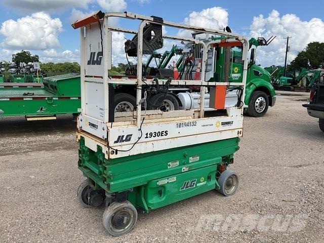 JLG 1930ES 가위형 리프트