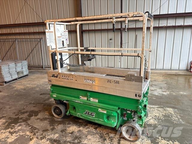 JLG 1930ES 가위형 리프트