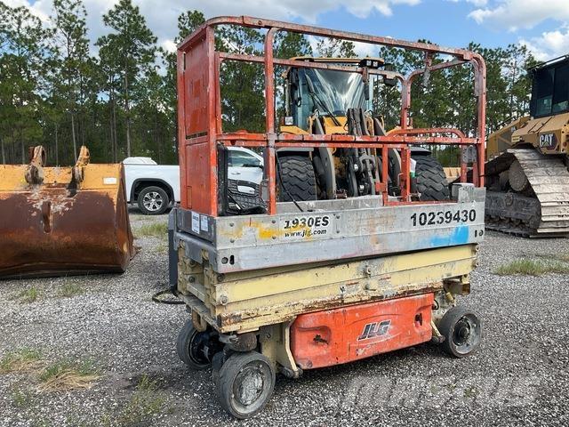 JLG 1930ES 가위형 리프트