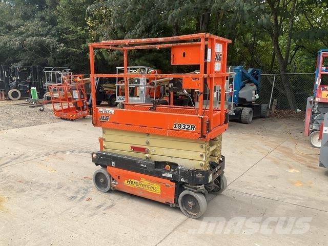 JLG 1932R 가위형 리프트
