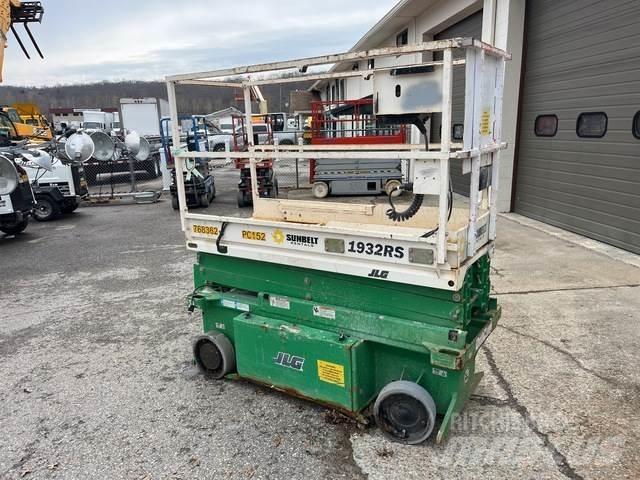 JLG 1932RS 가위형 리프트