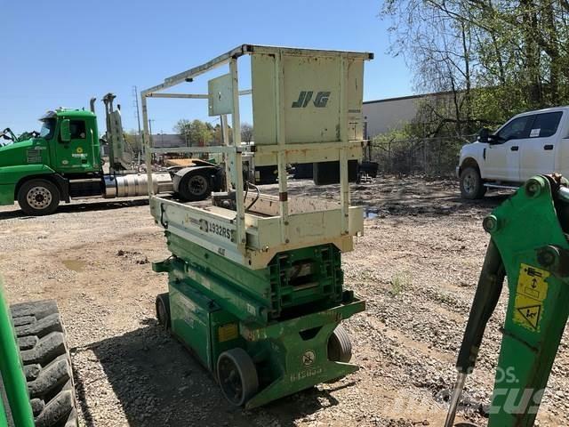 JLG 1932RS 가위형 리프트