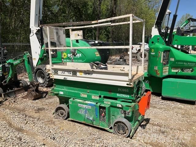 JLG 1932RS 가위형 리프트