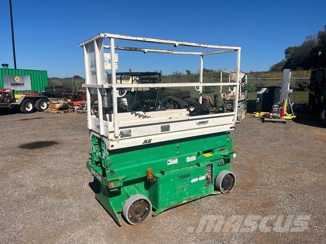 JLG 1932RS 가위형 리프트