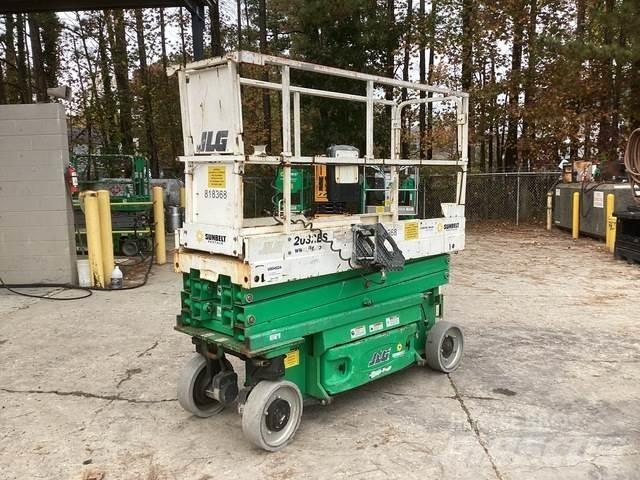 JLG 2032ES 가위형 리프트