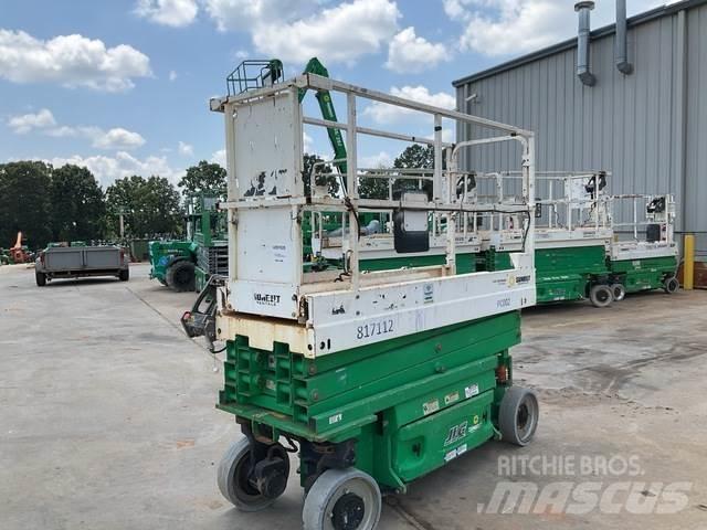JLG 2032ES 가위형 리프트