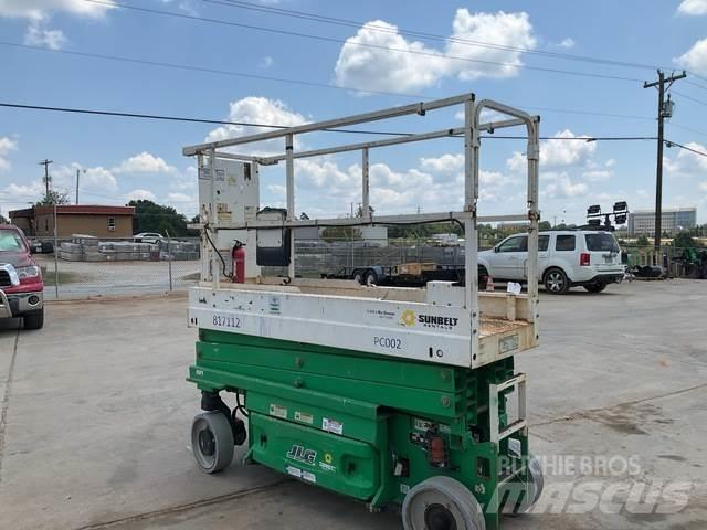JLG 2032ES 가위형 리프트