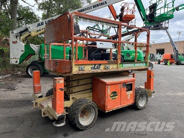 JLG 260 MRT 가위형 리프트