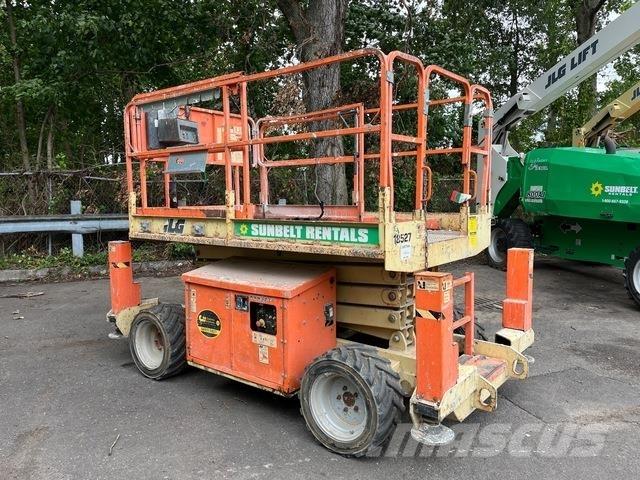 JLG 260 MRT 가위형 리프트
