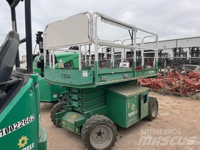 JLG 260MRT 가위형 리프트