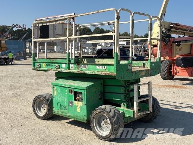 JLG 260MRT 가위형 리프트