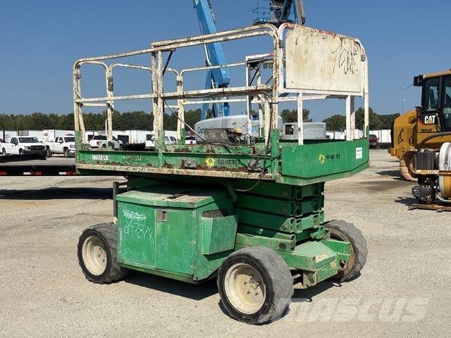 JLG 260MRT 가위형 리프트