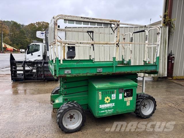 JLG 260MRT 가위형 리프트