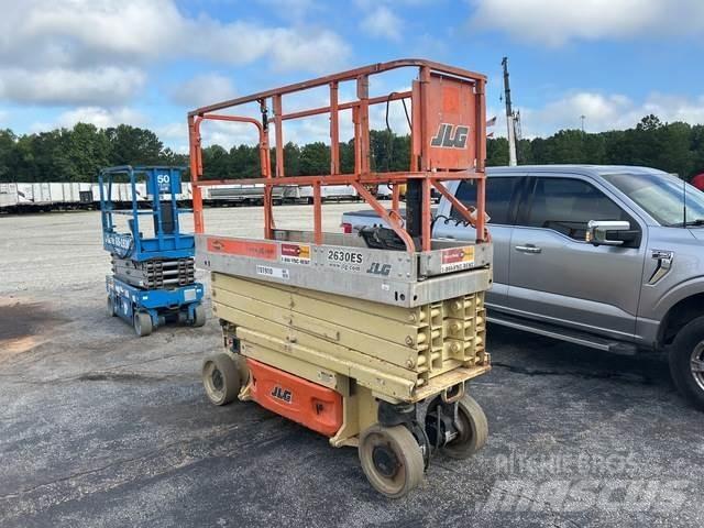 JLG 2630ES 가위형 리프트