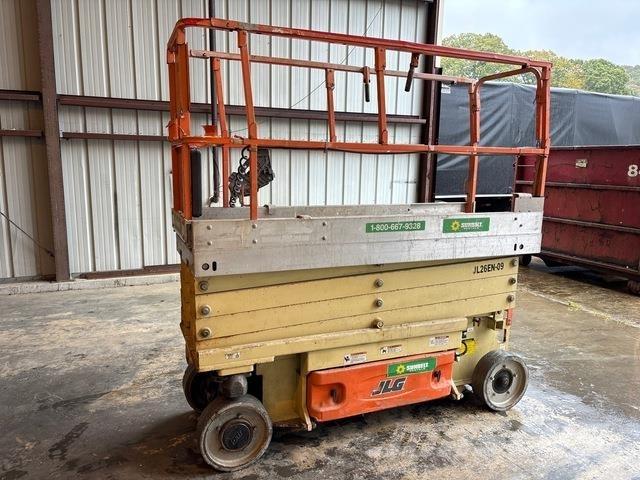 JLG 2630ES 가위형 리프트
