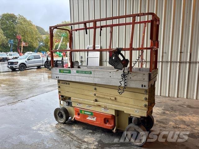 JLG 2630ES 가위형 리프트