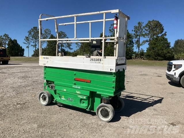 JLG 2632ES 가위형 리프트