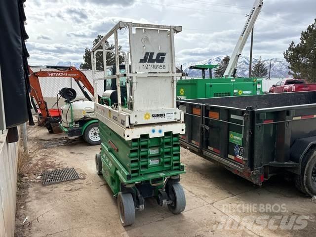 JLG 2632ES 가위형 리프트