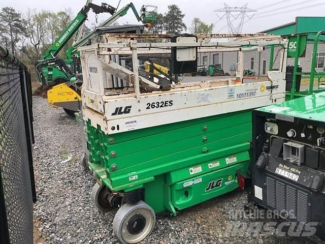 JLG 2632ES 가위형 리프트