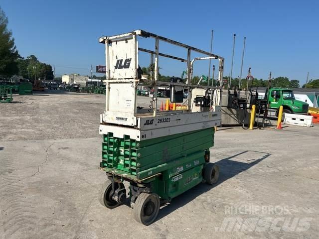 JLG 2632ES 가위형 리프트