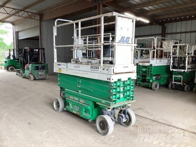 JLG 2632ES 가위형 리프트