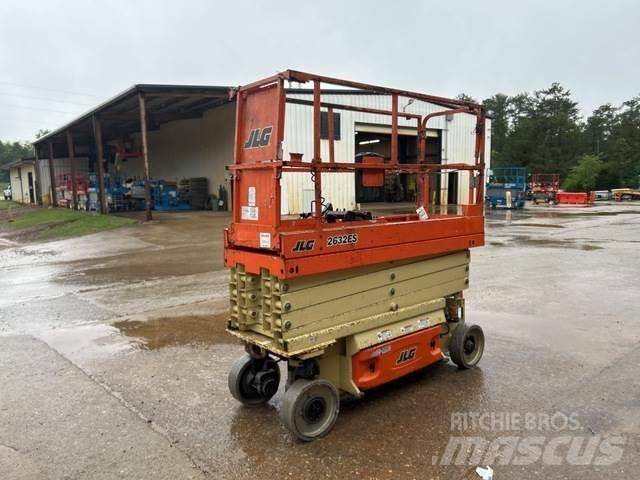 JLG 2632ES 가위형 리프트