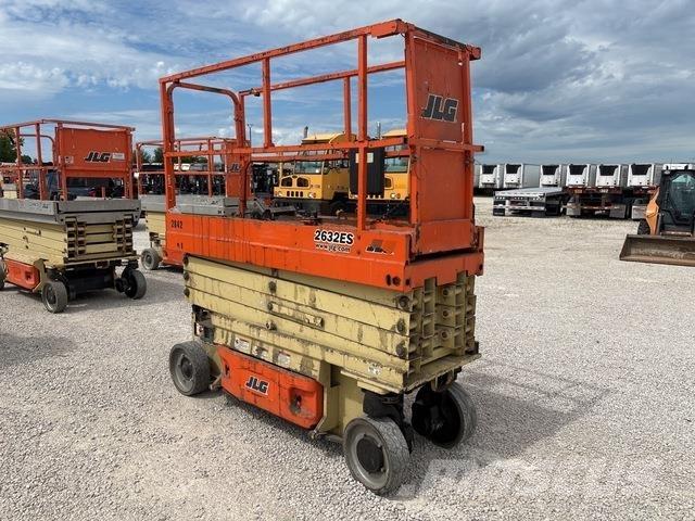 JLG 2632ES 가위형 리프트