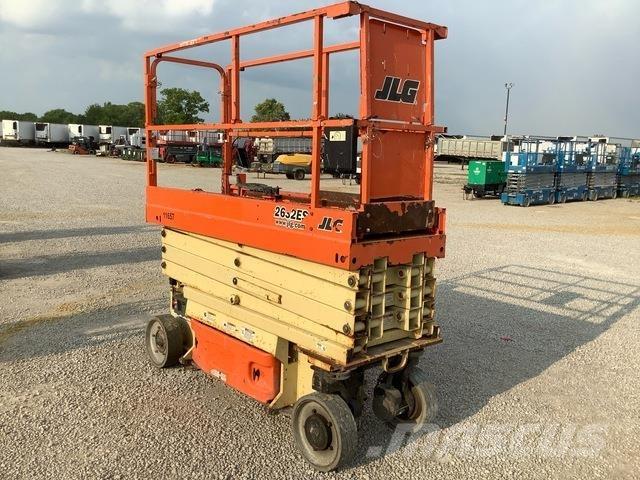 JLG 2632ES 가위형 리프트