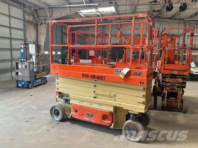 JLG 2632ES 가위형 리프트