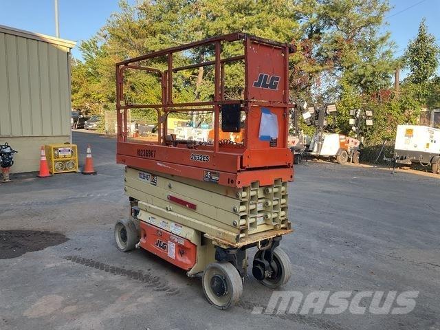 JLG 2632ES 가위형 리프트