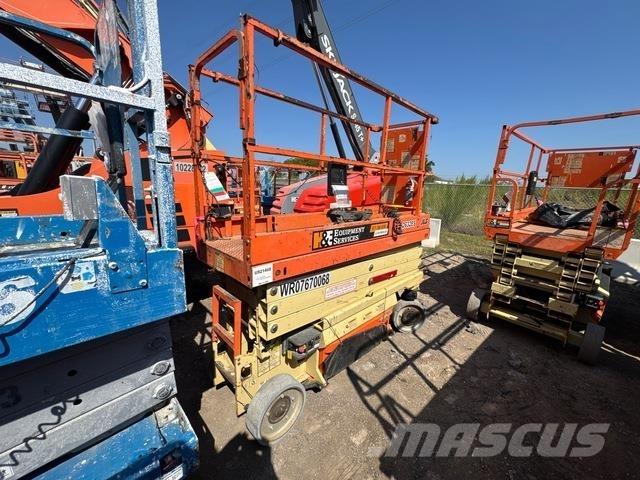 JLG 2632ES 가위형 리프트