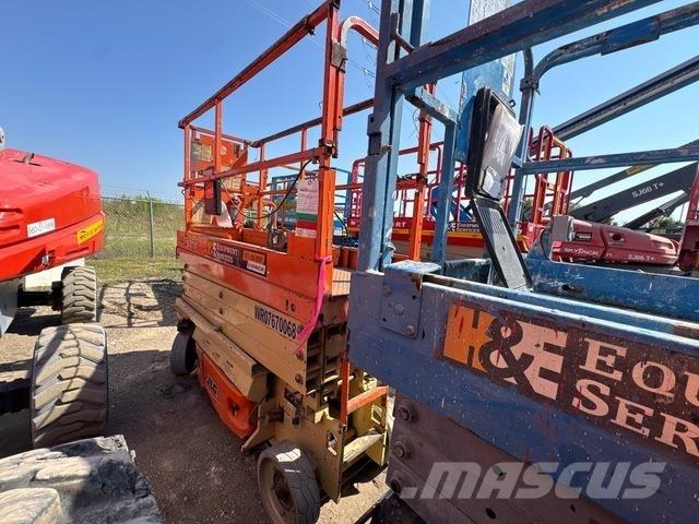 JLG 2632ES 가위형 리프트