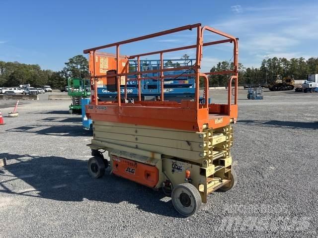JLG 2646ES 가위형 리프트