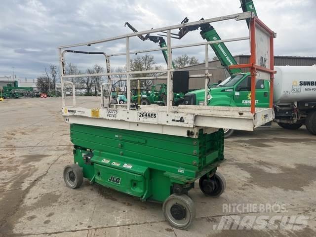 JLG 2646ES 가위형 리프트