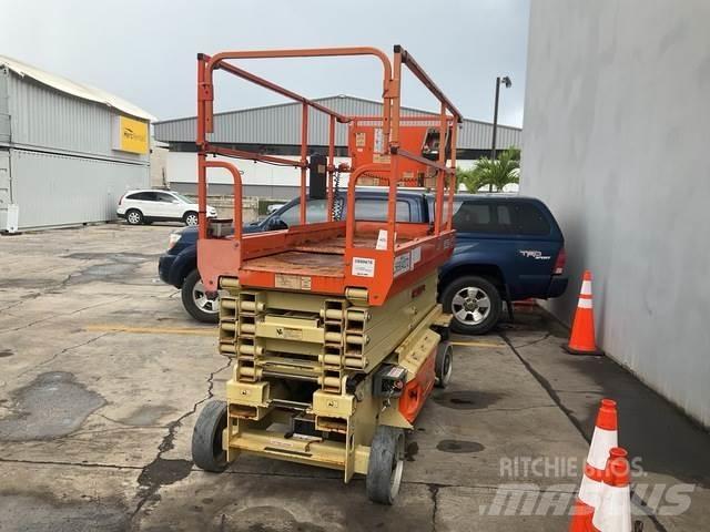 JLG 2646ES 가위형 리프트