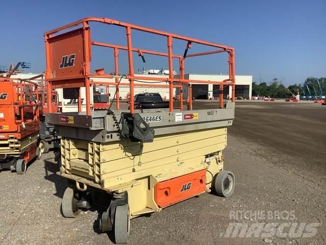 JLG 2646ES 가위형 리프트
