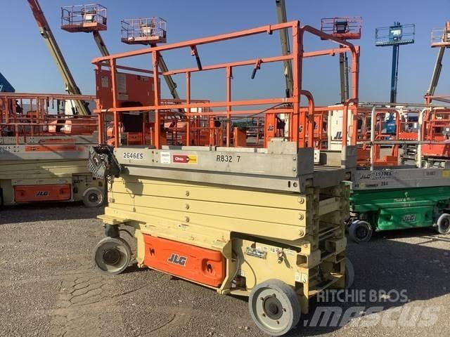 JLG 2646ES 가위형 리프트