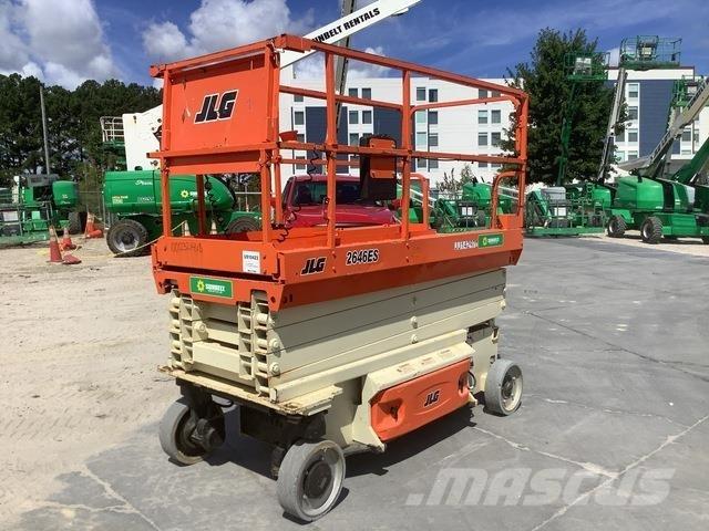 JLG 2646ES 가위형 리프트