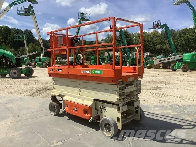 JLG 2646ES 가위형 리프트