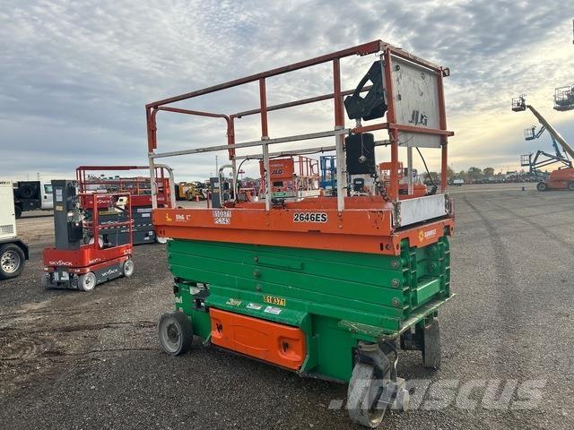 JLG 2646ES 가위형 리프트