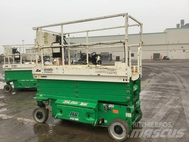 JLG 3246ES 가위형 리프트