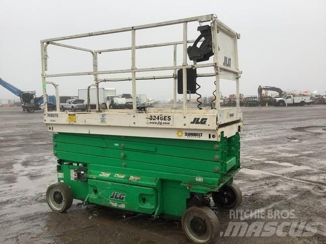 JLG 3246ES 가위형 리프트