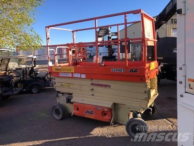 JLG 3246ES 가위형 리프트
