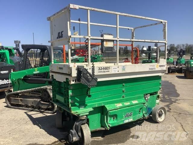 JLG 3246ES 가위형 리프트