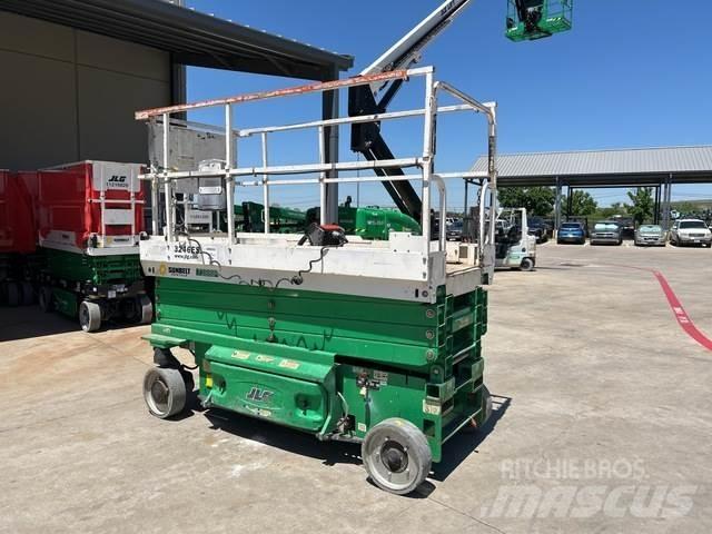 JLG 3246ES 가위형 리프트