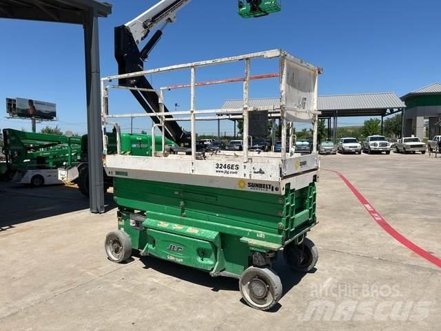 JLG 3246ES 가위형 리프트